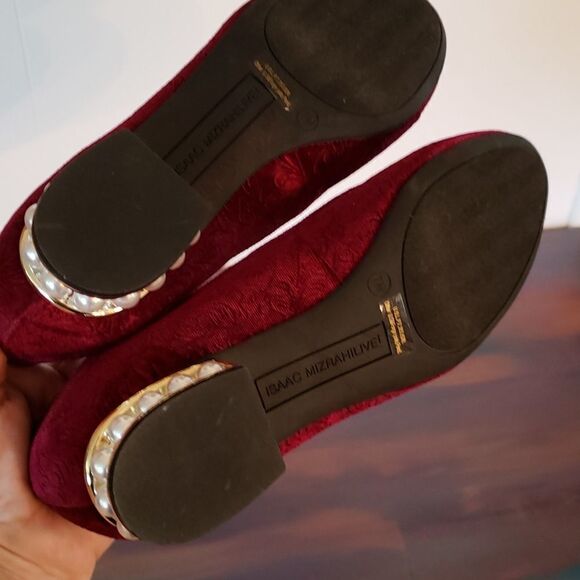 EUC Isaac Mizrahi Slip-On Velvet Flats (Slight Heel) With Pearl Accents Sz 7M - Picture 5 of 6